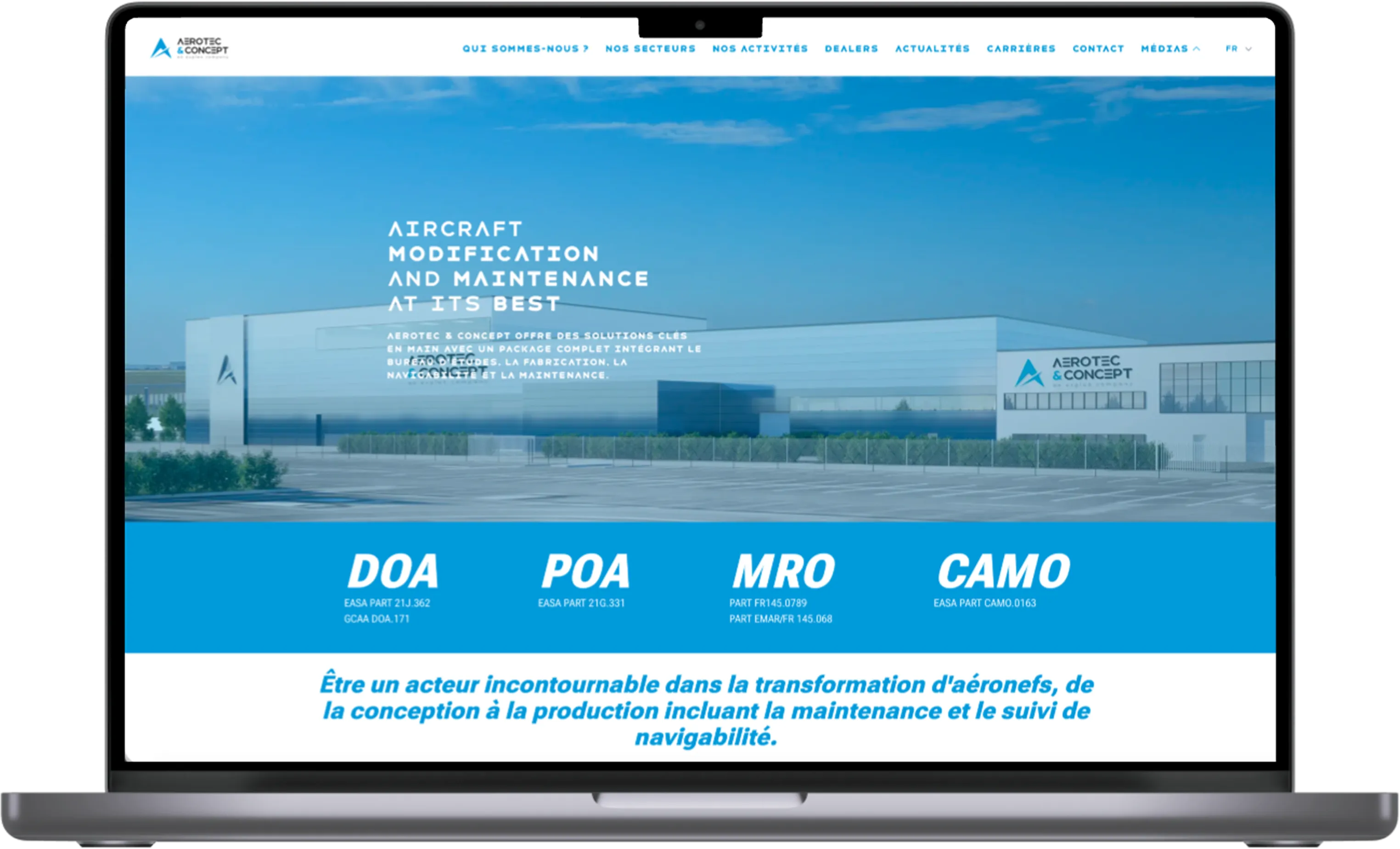 Site web d’Aerotec & Concept sur ordinateur portable, page d’accueil consacrée à la modification et à la maintenance d’aéronefs